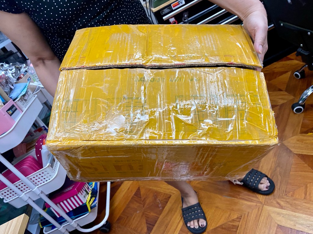 How a Lazada Driver Taught Me a Lesson on Customer Service - Tina in Manila